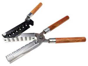 Lee Precision 90486 Mold 00 Buckshot 18 12 Gauge Steel with Wood Handle Capacity 18 Linked Pellets