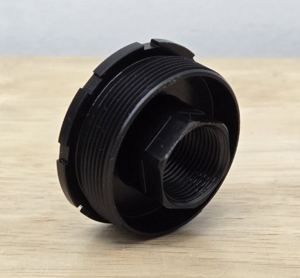 Boss Boss 3/4X24 Stainless Direct Thread Hub Adapter Black MNT-34-SS-BLK