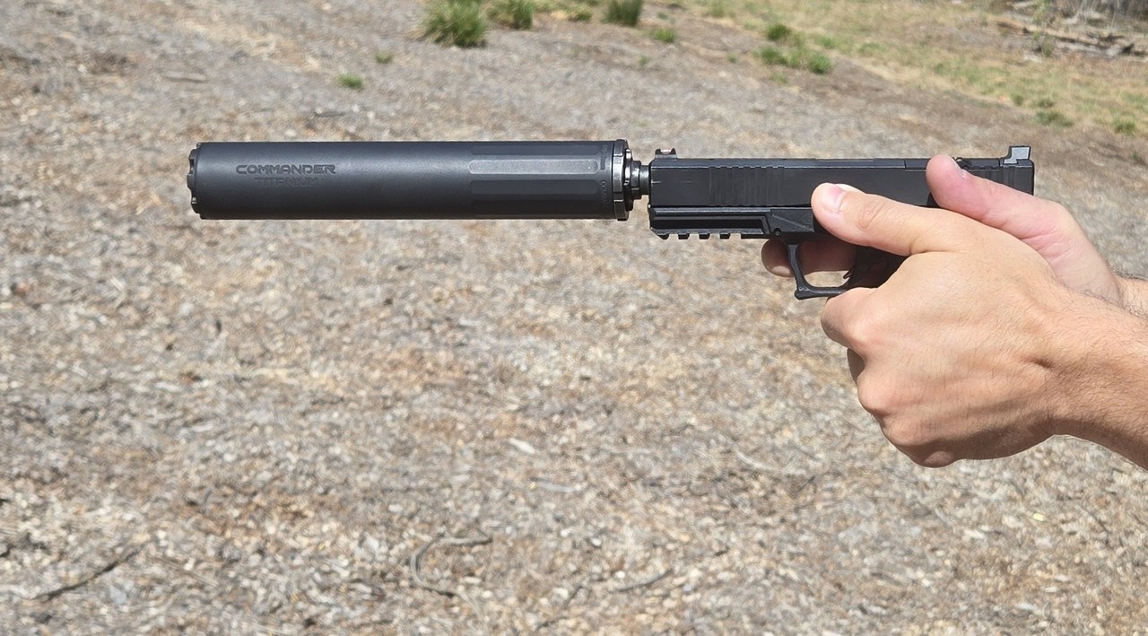 Boss Commander 9 - 1/2X28 9MM Full Length High Flow Silencer Titanium Core Tuned for Subsonic Loads CM-1580-9MM-TI-12-SE-BLK